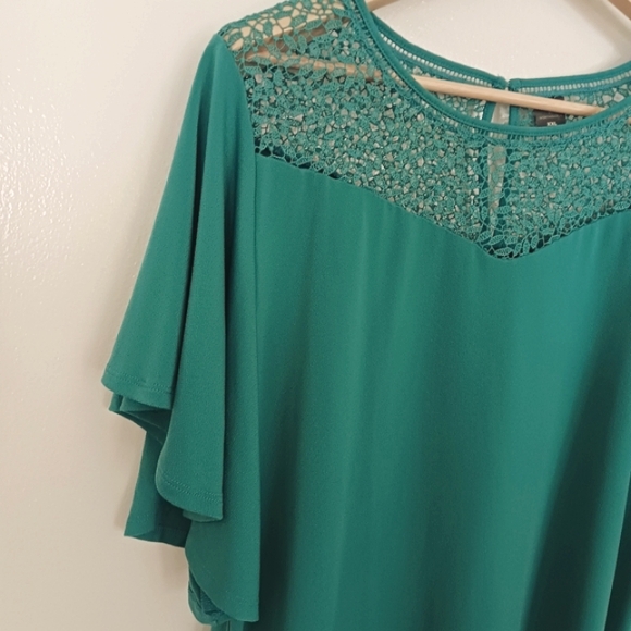 Worthington • Women's Plus Size Knit Lace Detail Flutter Sleeve Tunic Blouse - Picture 4 of 16